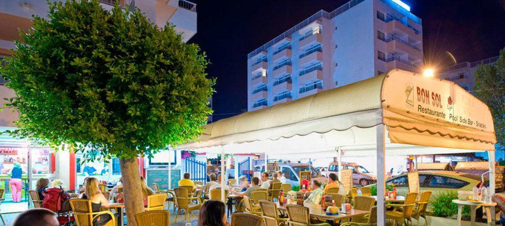Apartamentos Bon Sol - Los Rosales Playa d'en Bossa Buitenkant foto